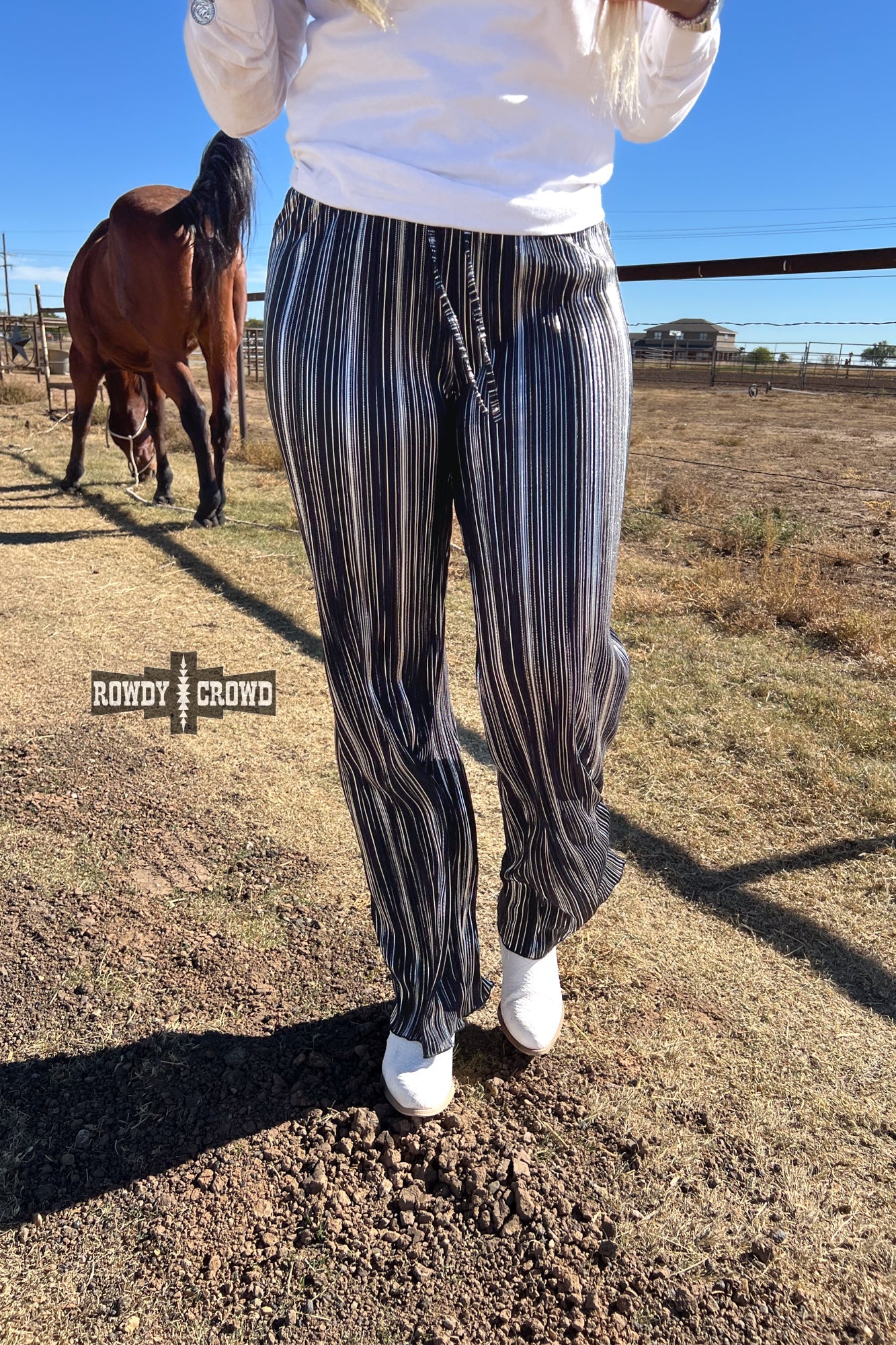 Western Ruffled Cup Pants