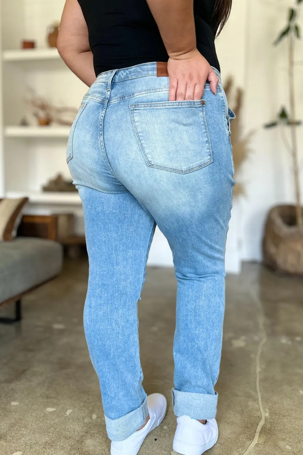 Judy Blue Full Size Distressed Straight Jeans with Patch Pockets - Kittybear Krafts