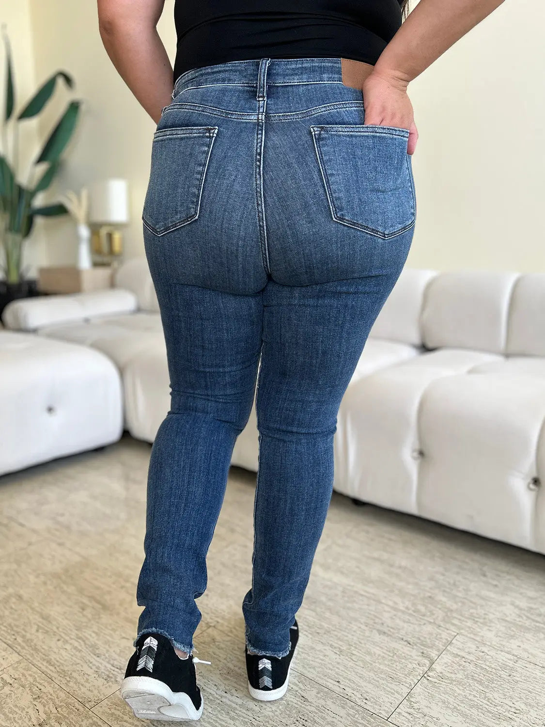 Judy Blue Full Size  High Waist Distressed Skinny Jeans - Kittybear Krafts