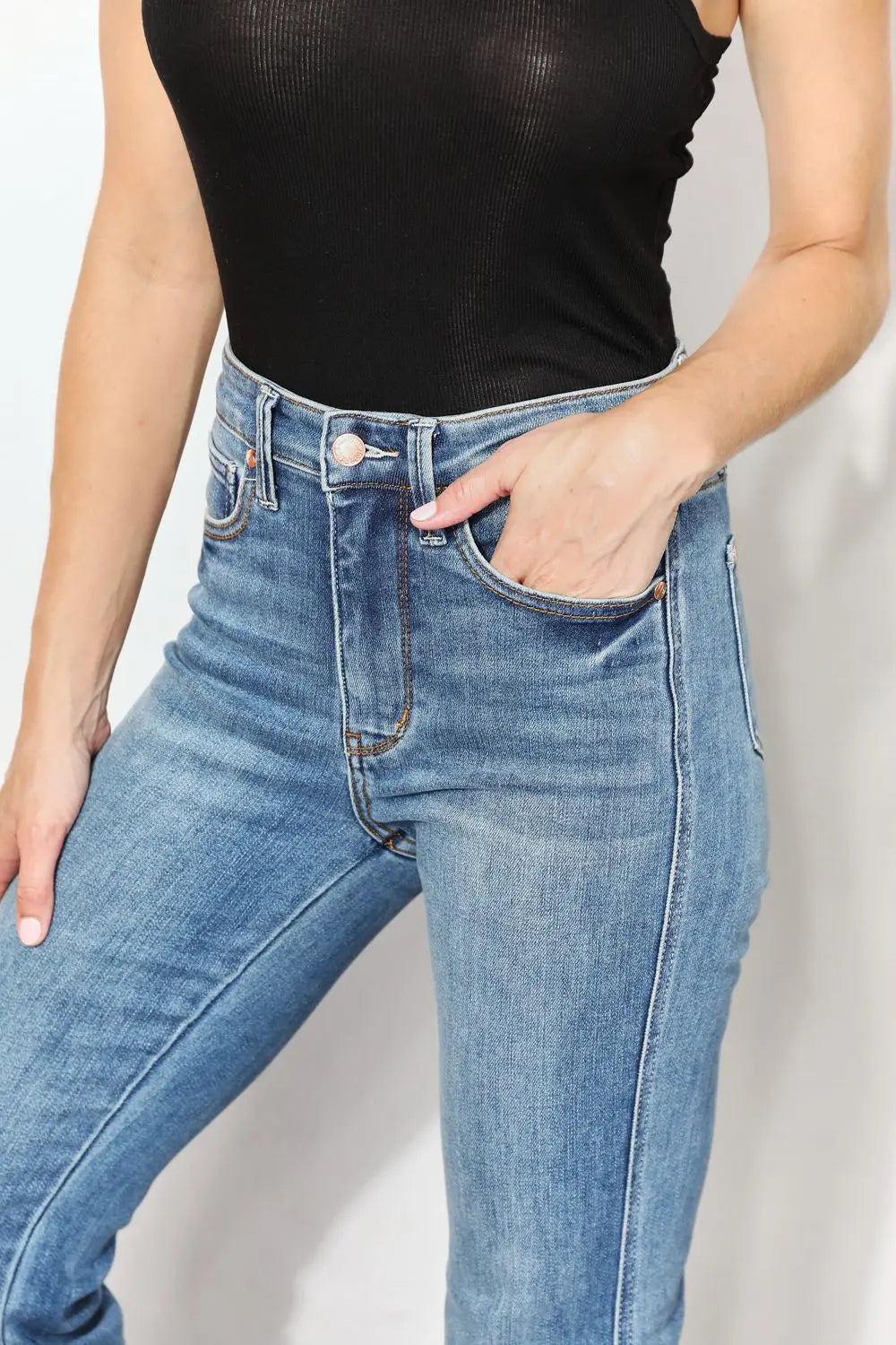 Judy Blue Full Size High Waist Jeans with Pockets - Kittybear Krafts