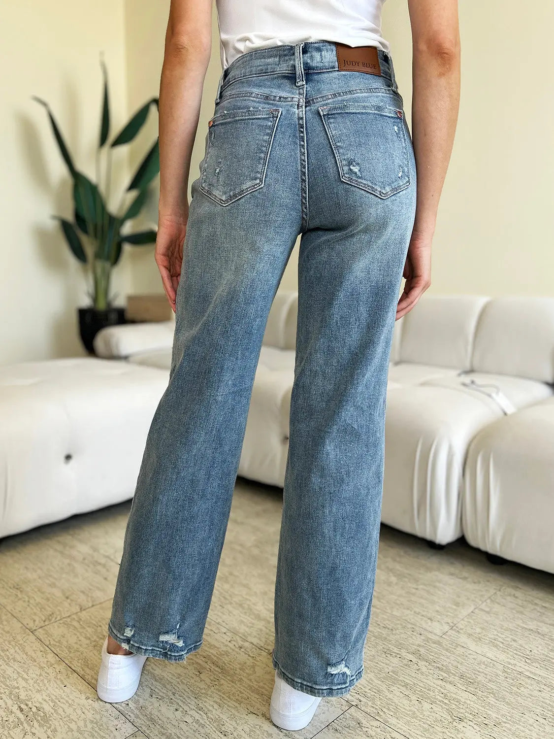 Judy Blue Full Size Mid Rise Distressed Straight Jeans - Kittybear Krafts