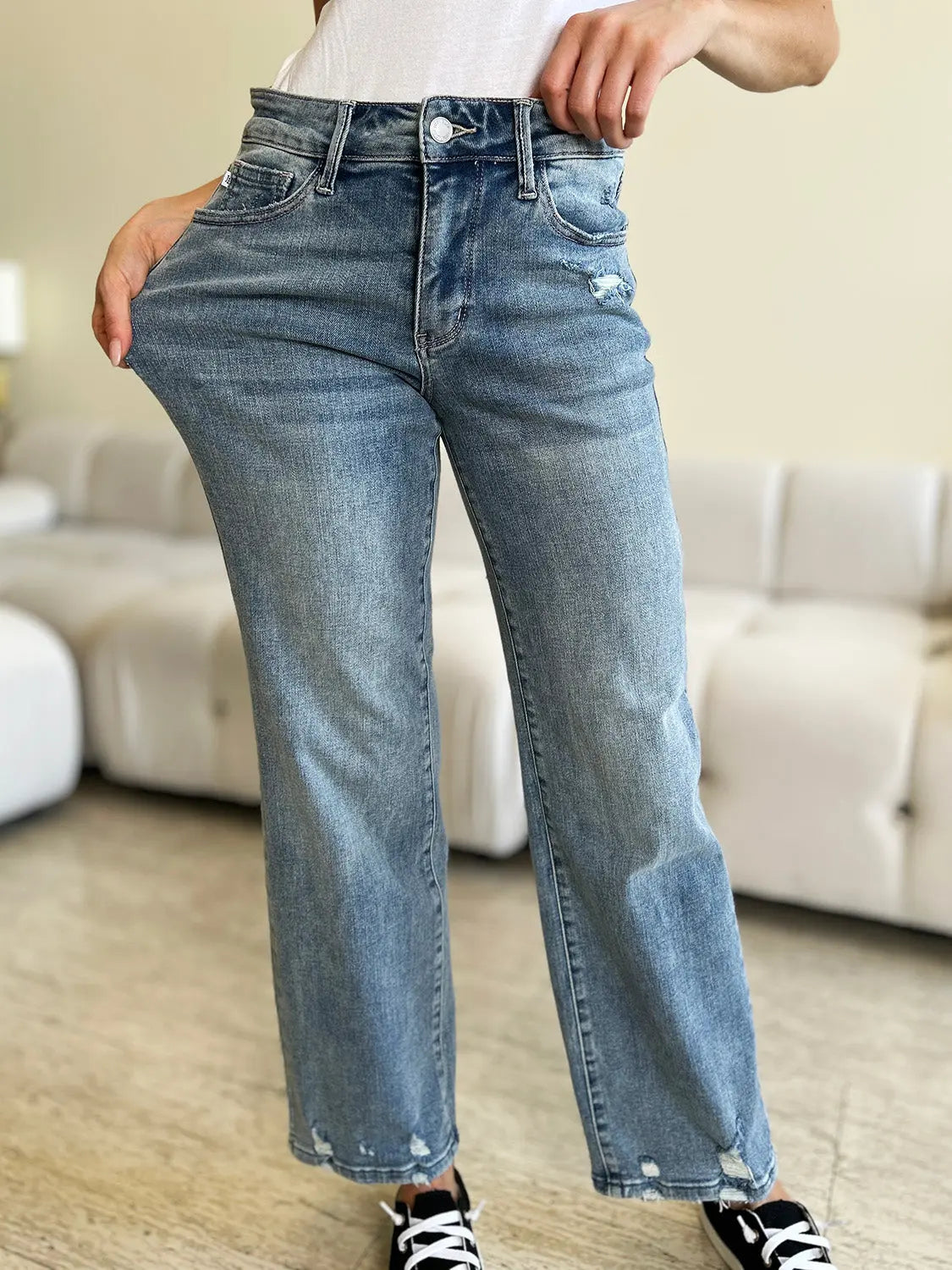 Judy Blue Full Size Mid Rise Distressed Straight Jeans - Kittybear Krafts