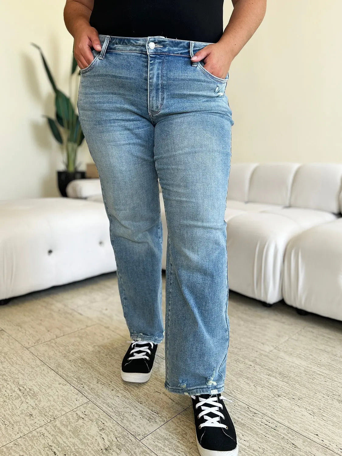 Judy Blue Full Size Mid Rise Distressed Straight Jeans - Kittybear Krafts