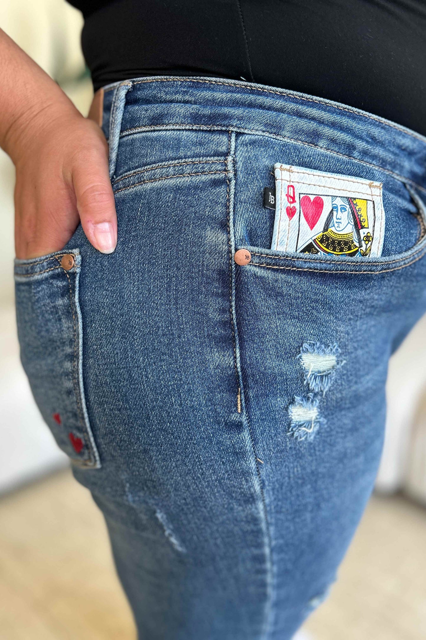 Judy Blue Full Size Queen Of Hearts Coin Pocket BF Jeans - Kittybear Krafts