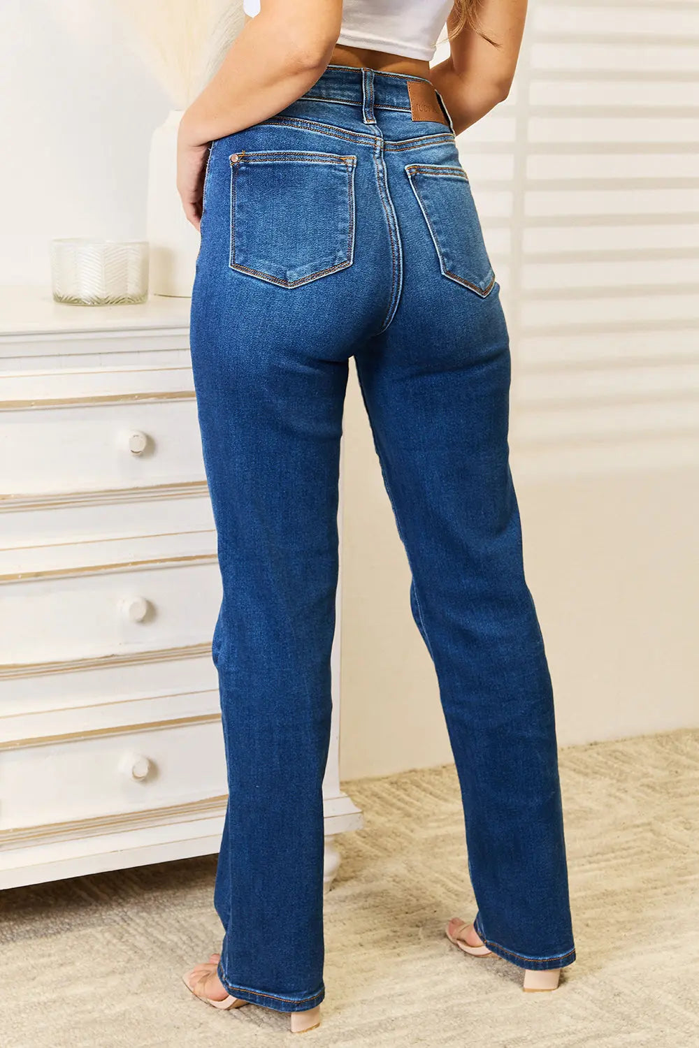 Judy Blue Full Size Straight Leg Jeans with Pockets - Kittybear Krafts