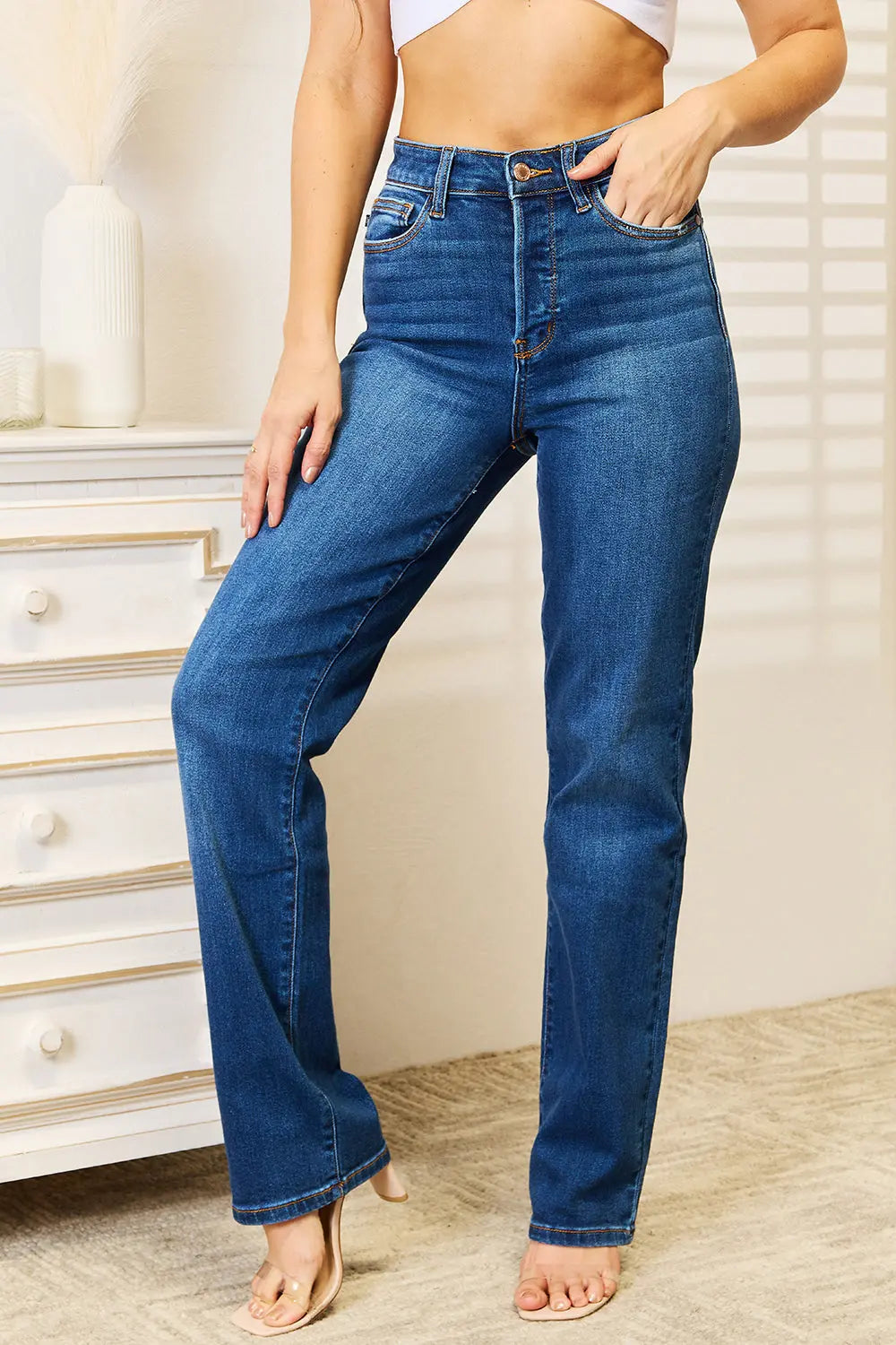 Judy Blue Full Size Straight Leg Jeans with Pockets - Kittybear Krafts