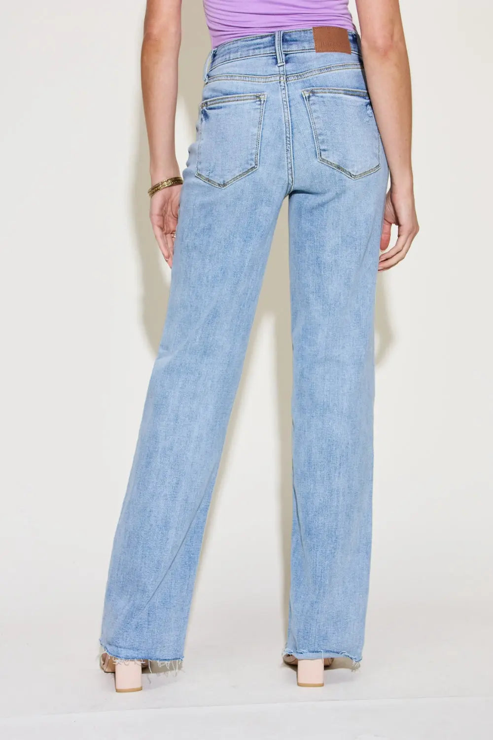 Judy Blue Full Size V Front Waistband Straight Jeans - Kittybear Krafts