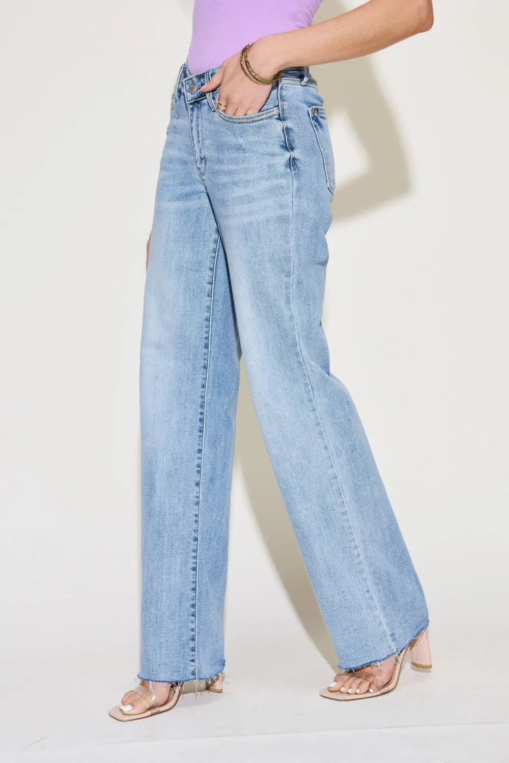 Judy Blue Full Size V Front Waistband Straight Jeans - Kittybear Krafts