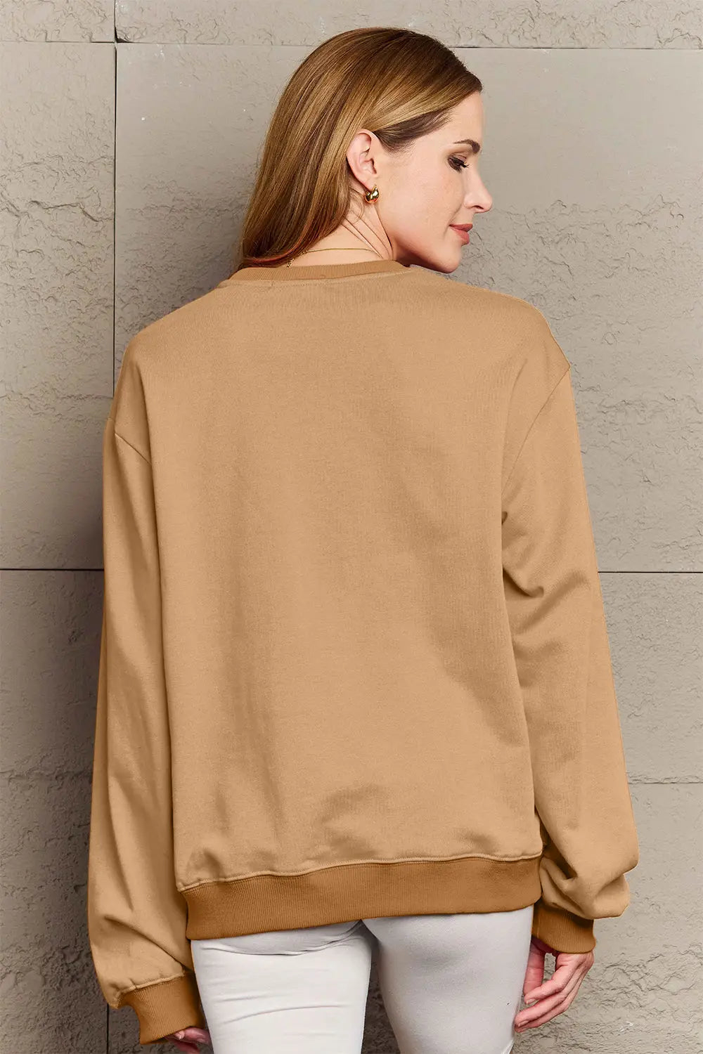 KINDA LAZY Graphic Round Neck Sweatshirt Trendsi