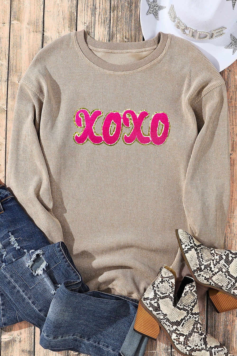 XOXO Sequin Graphic Sweatshirt - Kittybear Krafts