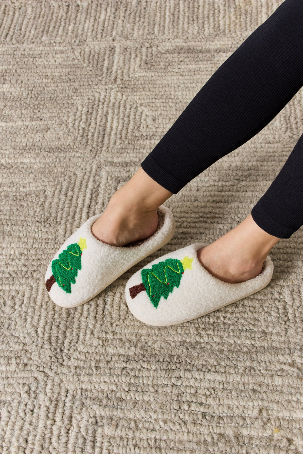 Melody Christmas Tree Cozy Slippers - Kittybear Krafts