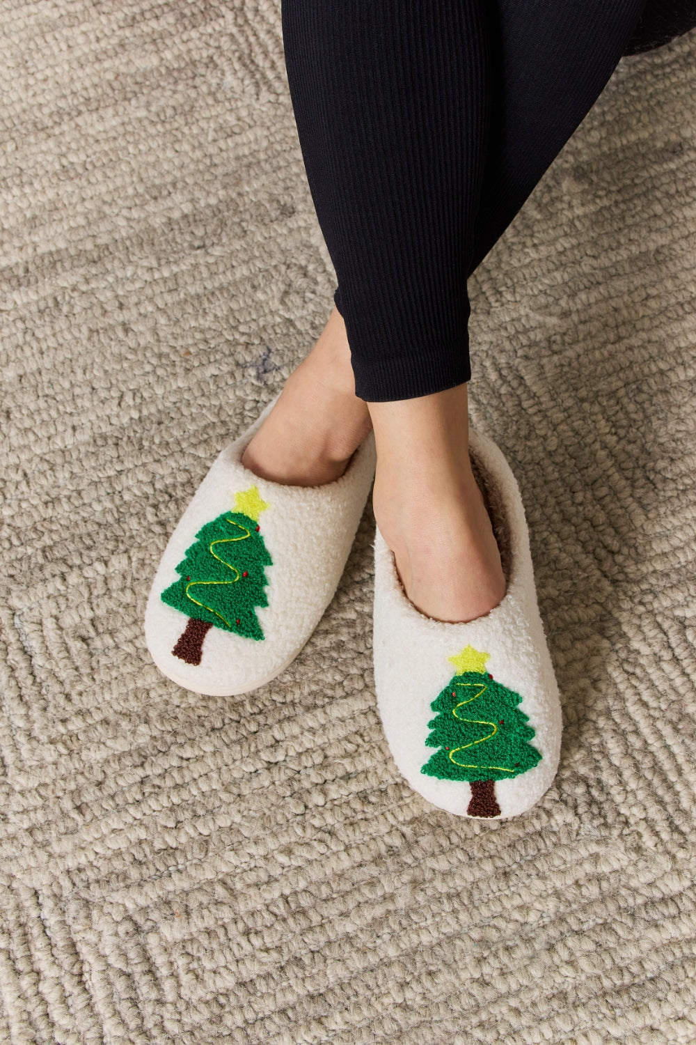 Melody Christmas Tree Cozy Slippers - Kittybear Krafts